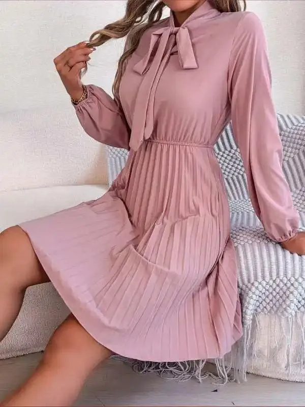 Autumn and winter temperament tie waist long sleeve pleated skirt