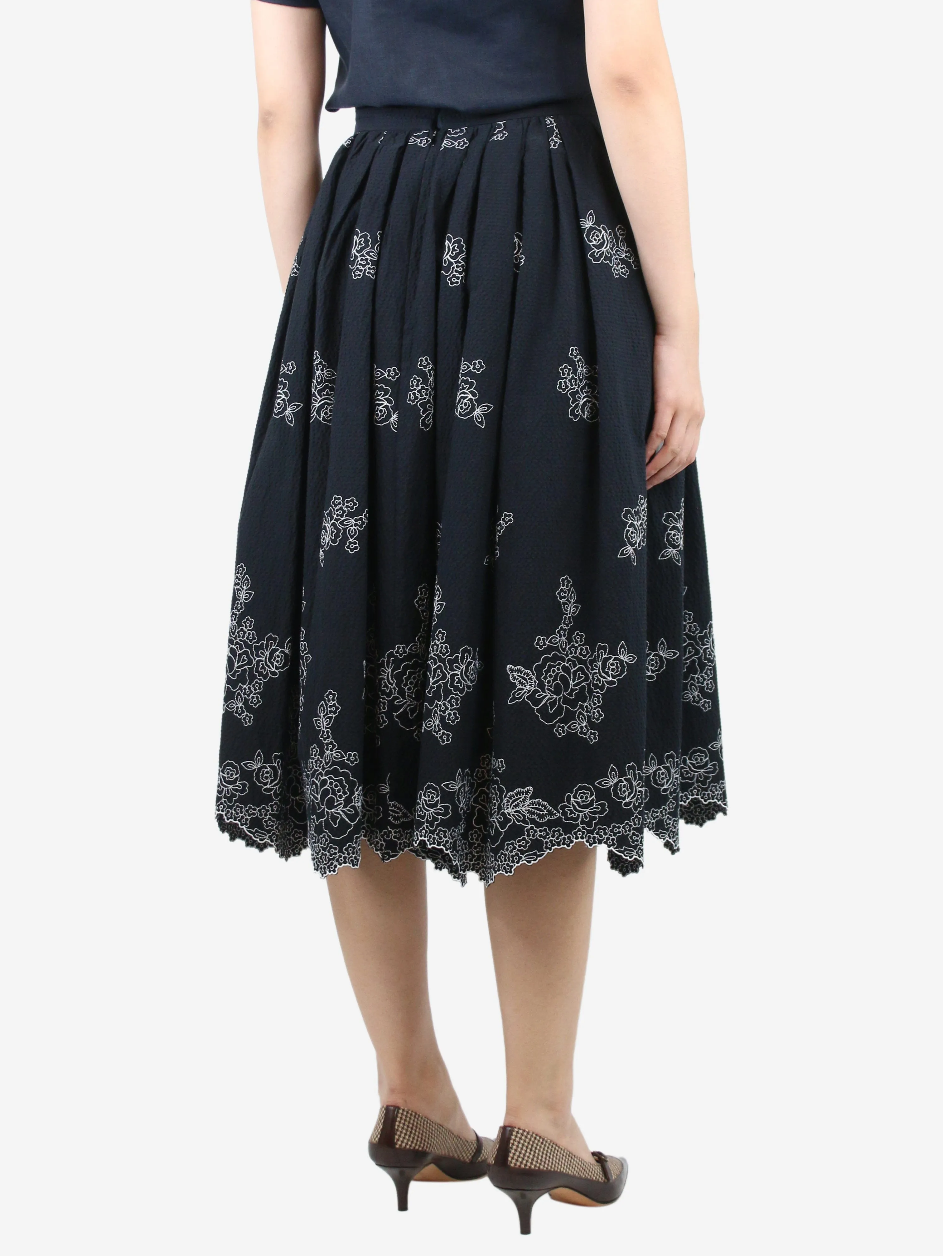 Black embroidered seersucker skirt - size UK 10