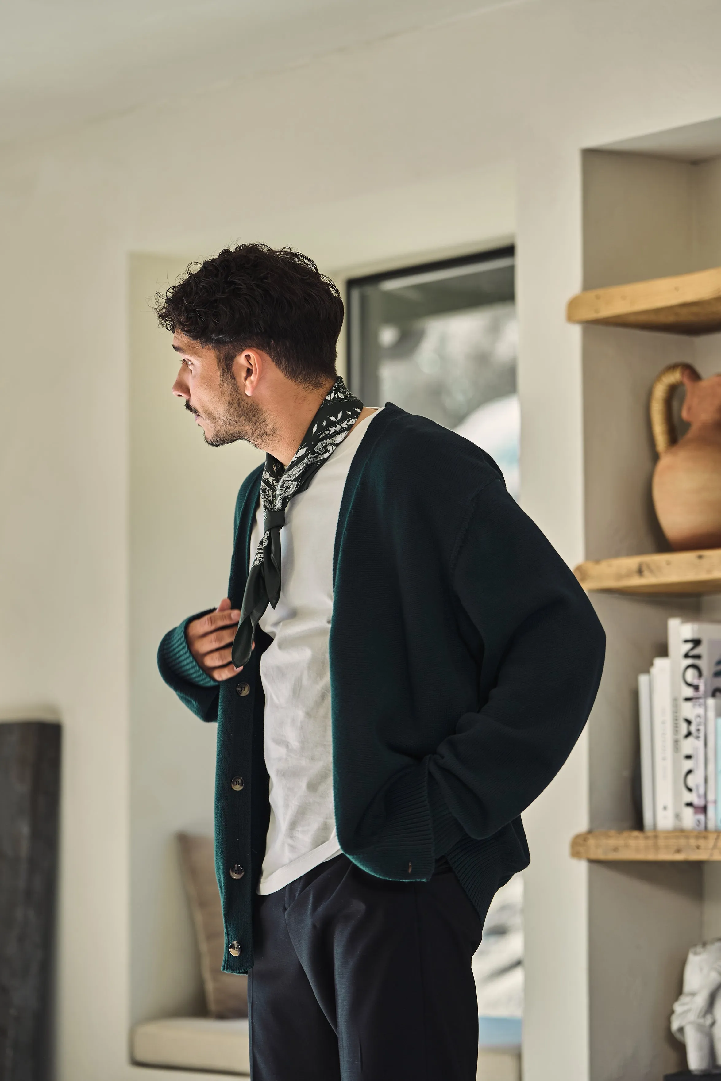 Ela V-neck Cardigan Scarab green