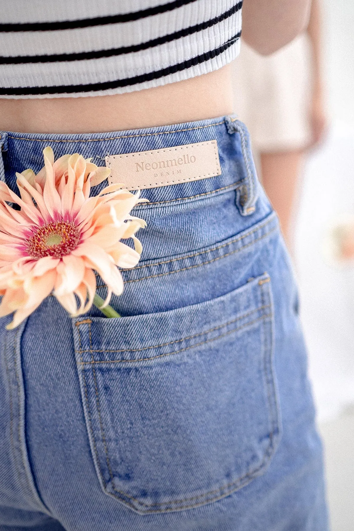 HARRIET WIDE LEG JEANS IN LIGHT